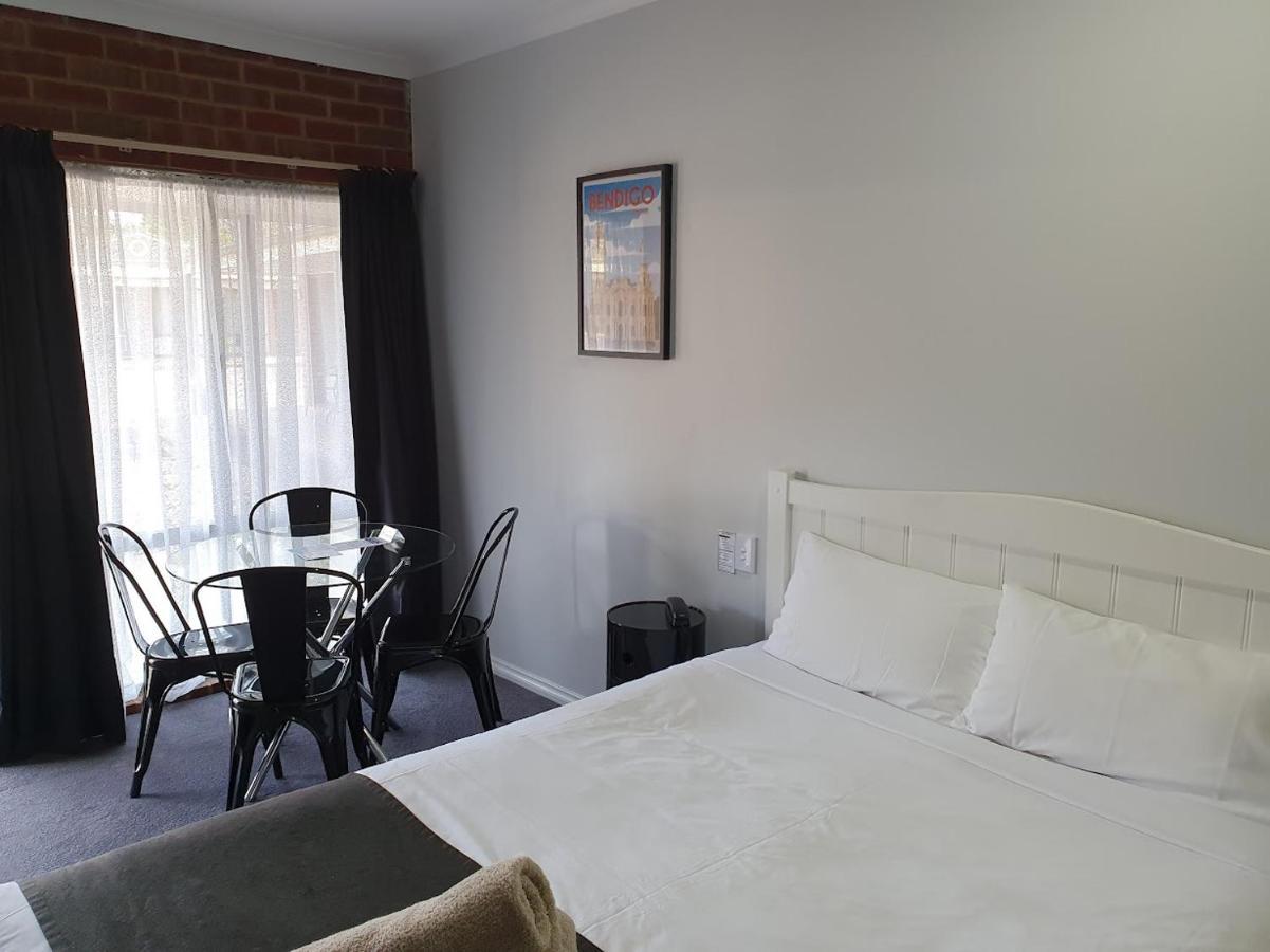 Golden Reef Motor Inn ベンディゴ エクステリア 写真