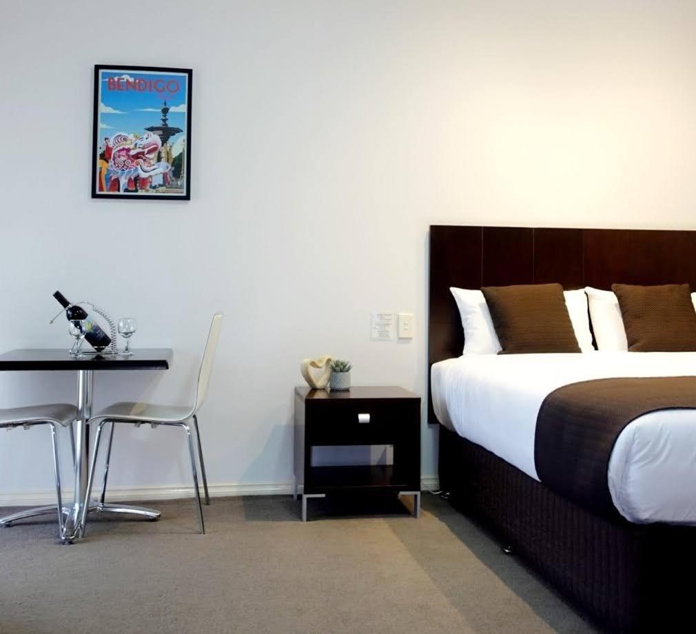 Golden Reef Motor Inn ベンディゴ エクステリア 写真